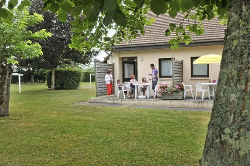 ホテル Vvf Périgord Sorges En Périgord