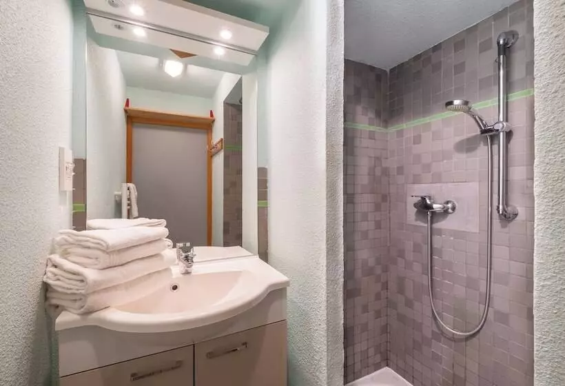 ホテル Vvf Val Cenis Haute Maurienne