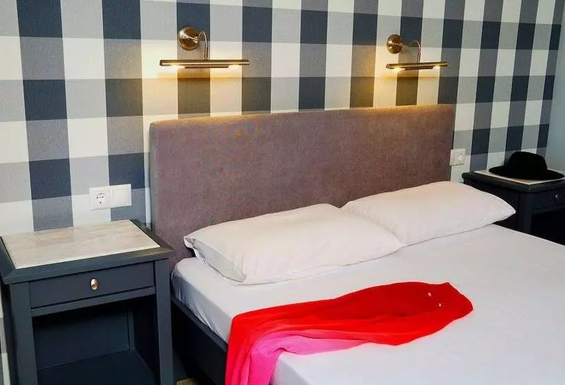 Ariadnes Holiday Accommodation