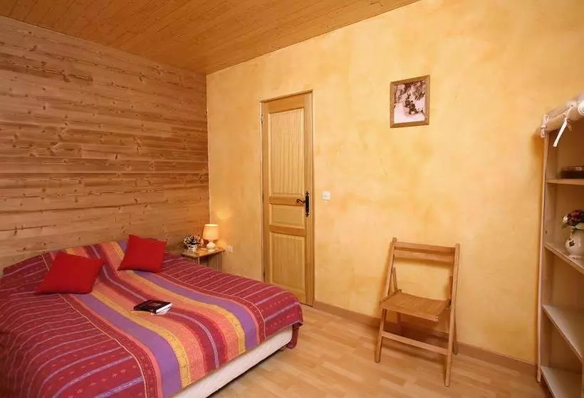 Hotelli Chalets Les Jonquilles