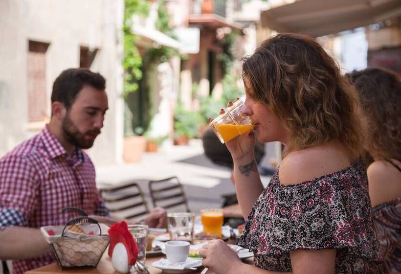 酒店 Consolato Boutique