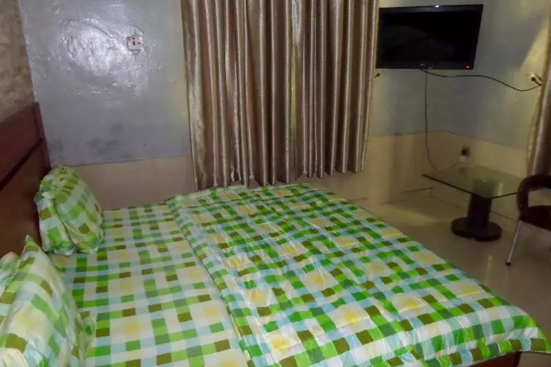 Hotel Domani Suite And Leisure Limited