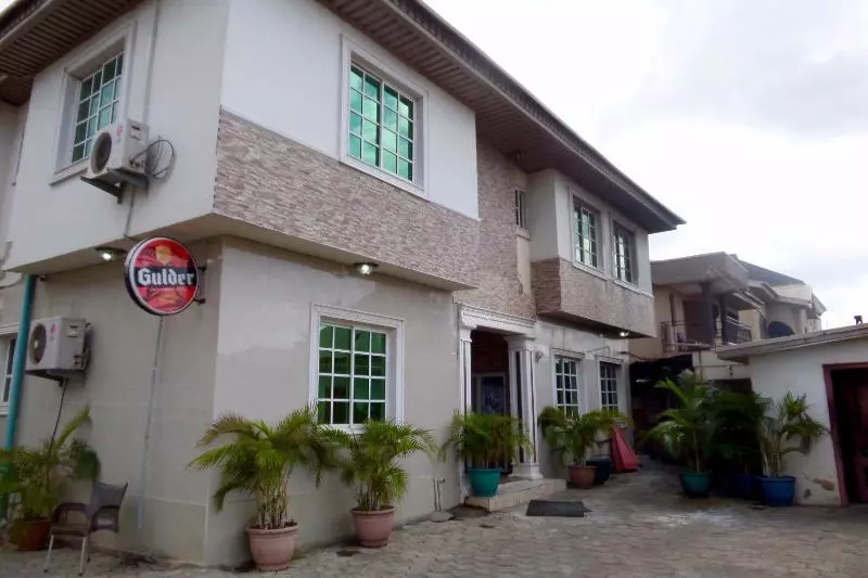 Hotel Domani Suite And Leisure Limited