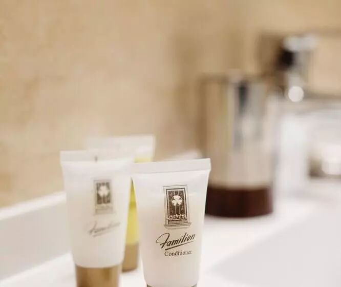 Hotel Familion Apart