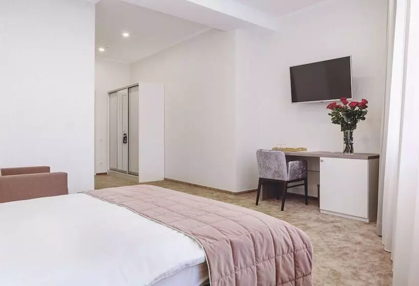 Hotel Familion Apart