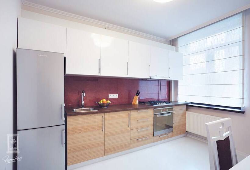 هتل Familion Apart