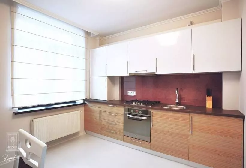 Hotel Familion Apart