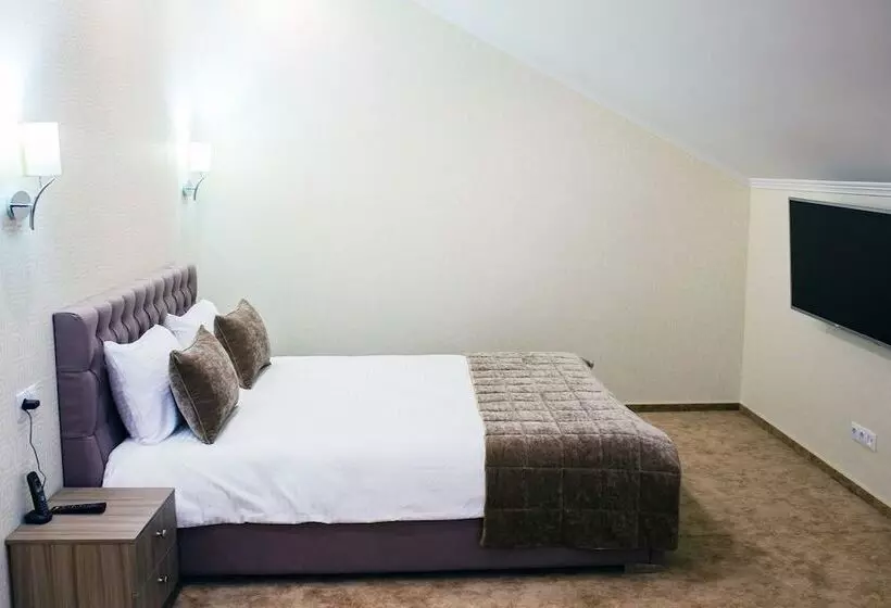 Hotel Familion Apart