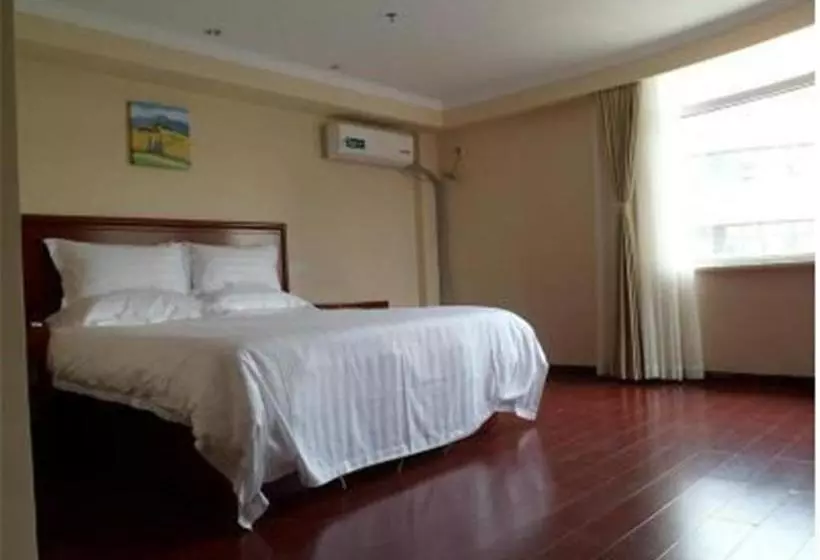 Hotelli Greentree Inn Tianjin Huayuan Subway Station Guiyuan Road Business