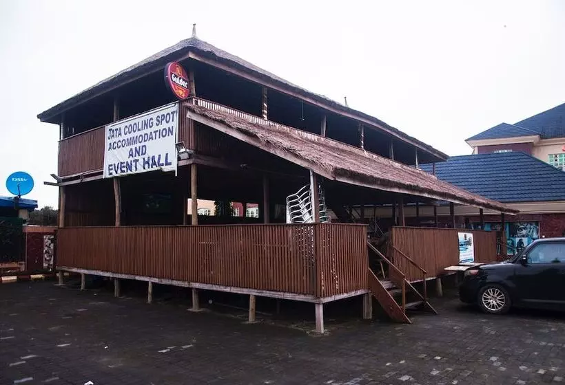 ホテル Jata Events And Suites