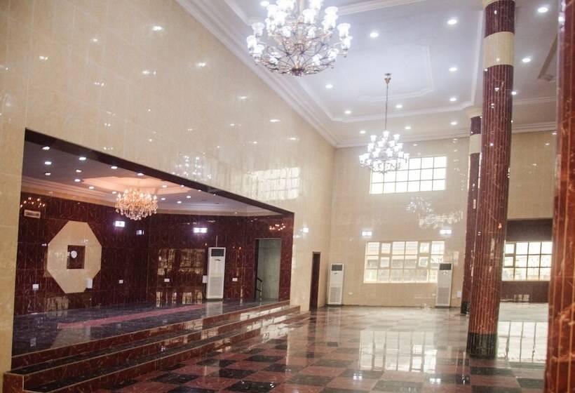 هتل Jata Events And Suites