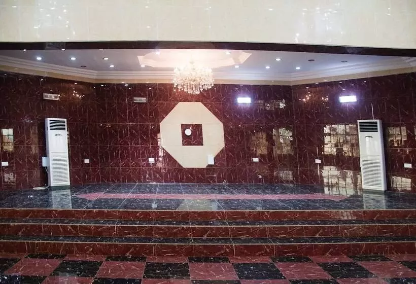ホテル Jata Events And Suites