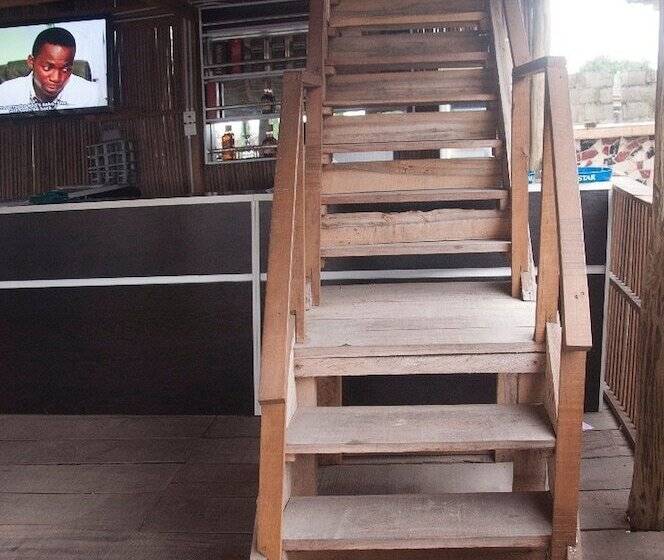 هتل Jata Events And Suites