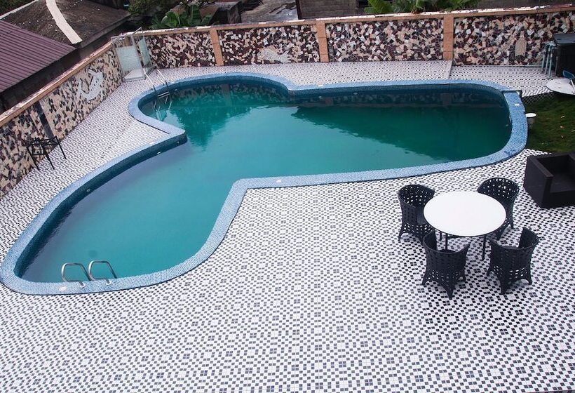 هتل Jata Events And Suites