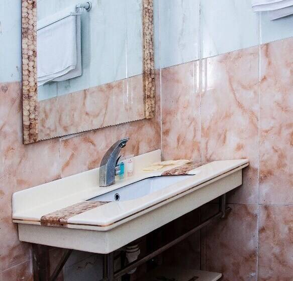 هتل Jata Events And Suites