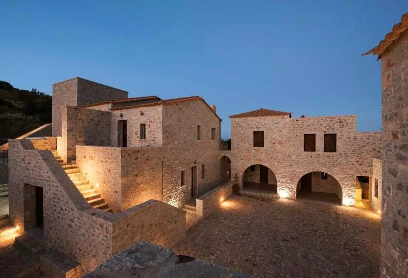 ホテル Kamares Villas