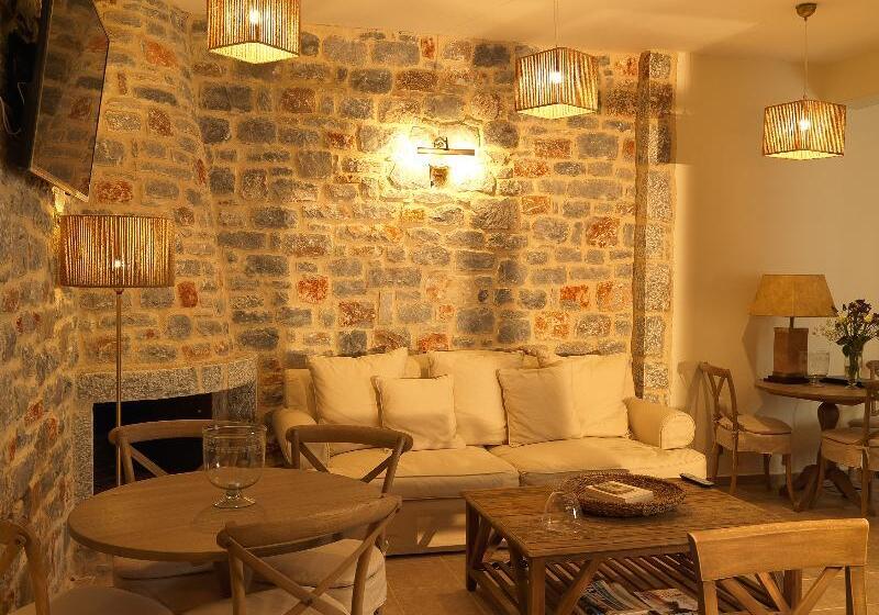 酒店 Kamares Villas