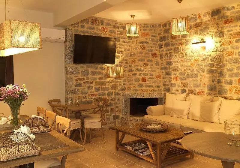 ホテル Kamares Villas