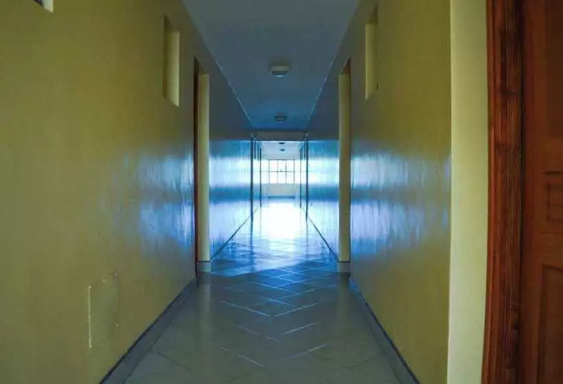 هتل Konza City Tranzit