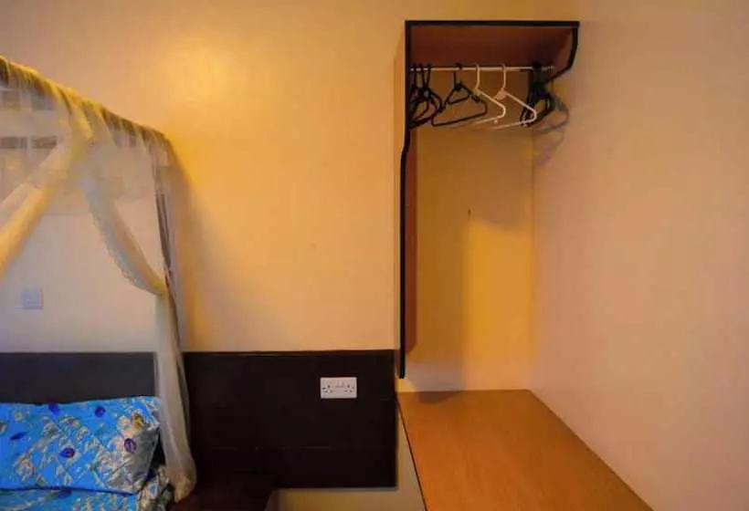 هتل Konza City Tranzit