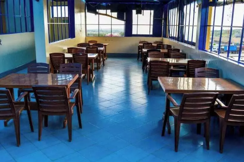 هتل Konza City Tranzit