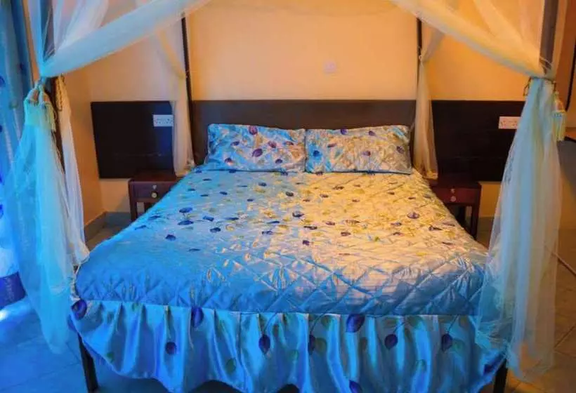 هتل Konza City Tranzit