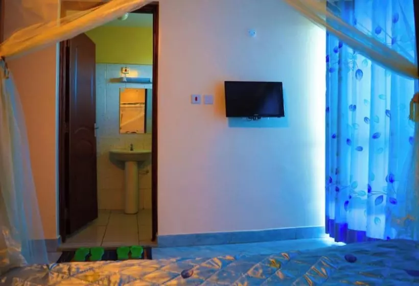 هتل Konza City Tranzit