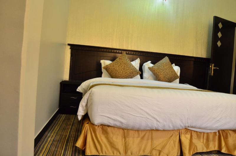 فندق La Fontaine Sarat Ronas Suites