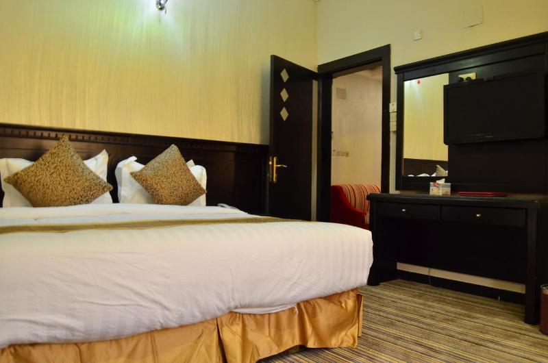 فندق La Fontaine Sarat Ronas Suites