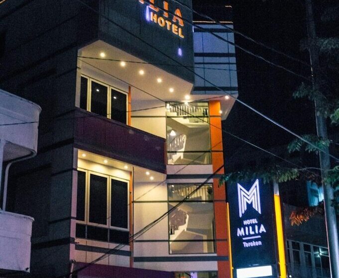 فندق D  Calia Tarakan