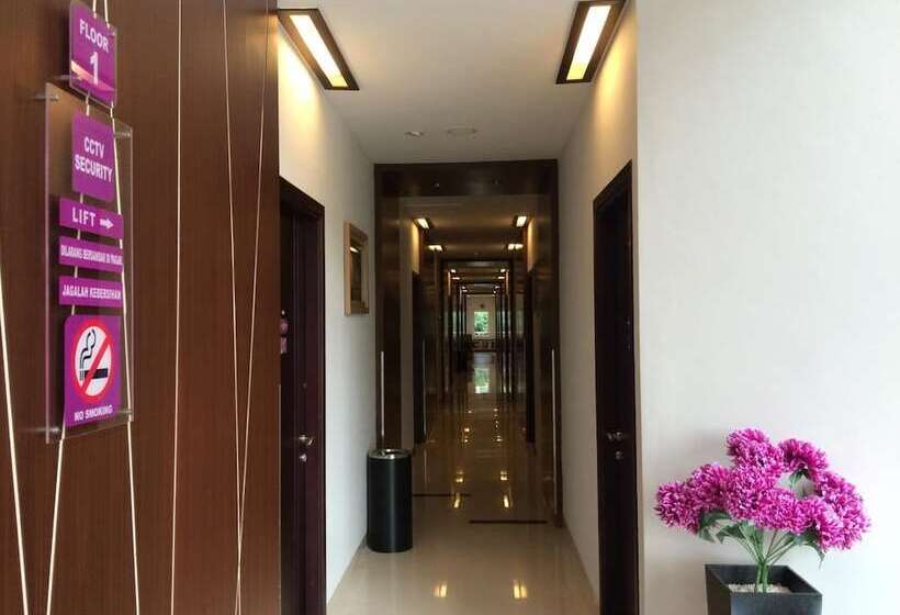 فندق D  Calia Tarakan