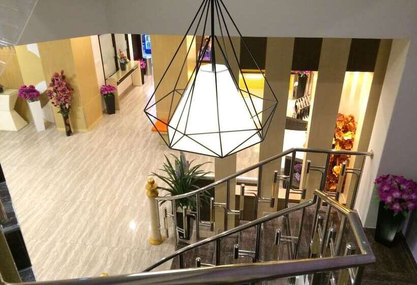 فندق D  Calia Tarakan