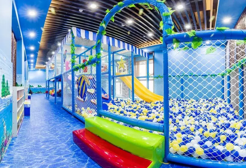 Hotelli New Century Resort Yuyao Siming Lake