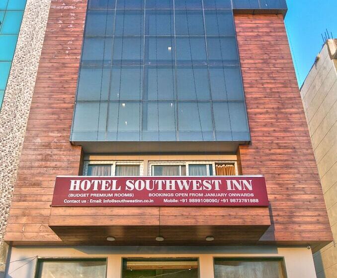 Hotel Treebo Southwest Inn, Dwarka