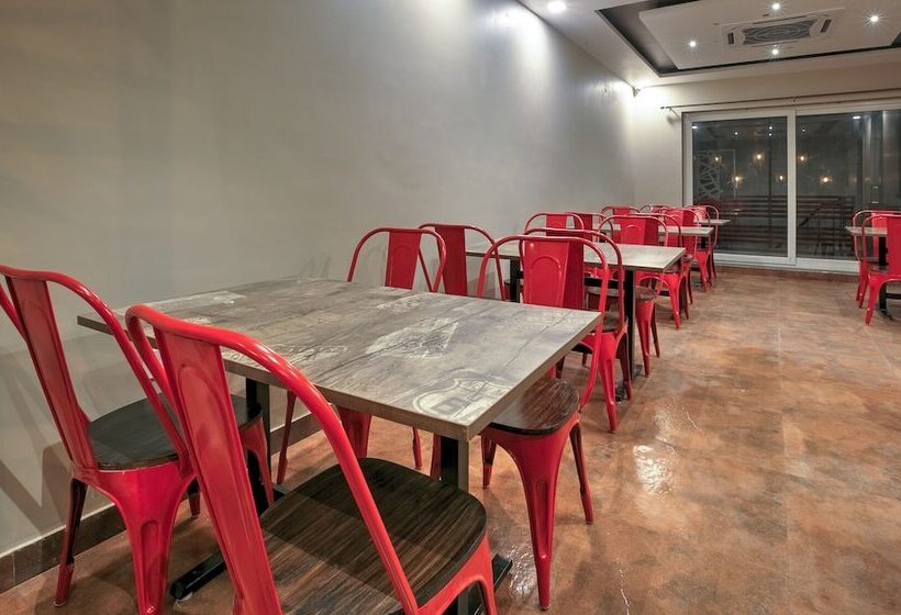 Hotel Treebo Southwest Inn, Dwarka