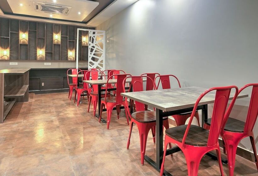 Hotel Treebo Southwest Inn, Dwarka