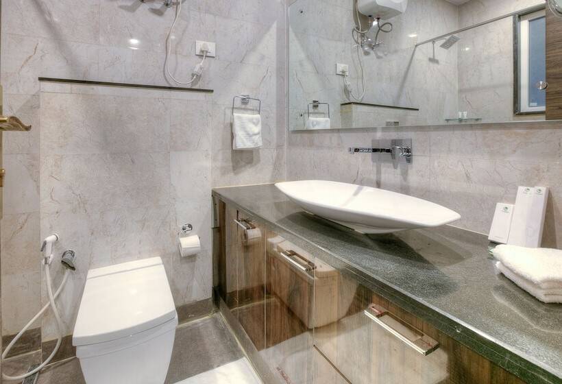 Hotel Treebo Southwest Inn, Dwarka