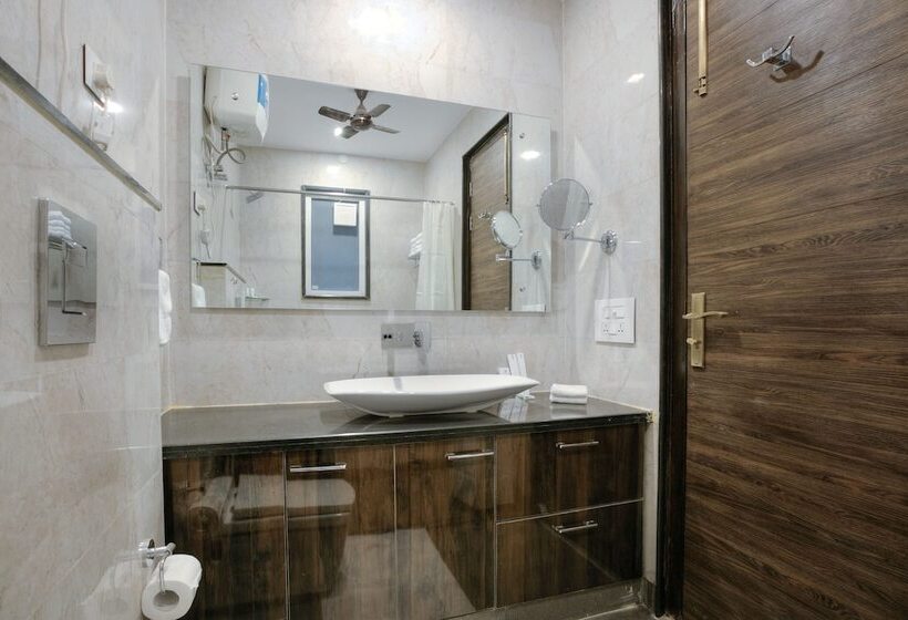 Hotel Treebo Southwest Inn, Dwarka