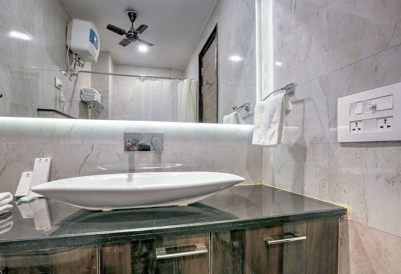 Hotel Treebo Southwest Inn, Dwarka