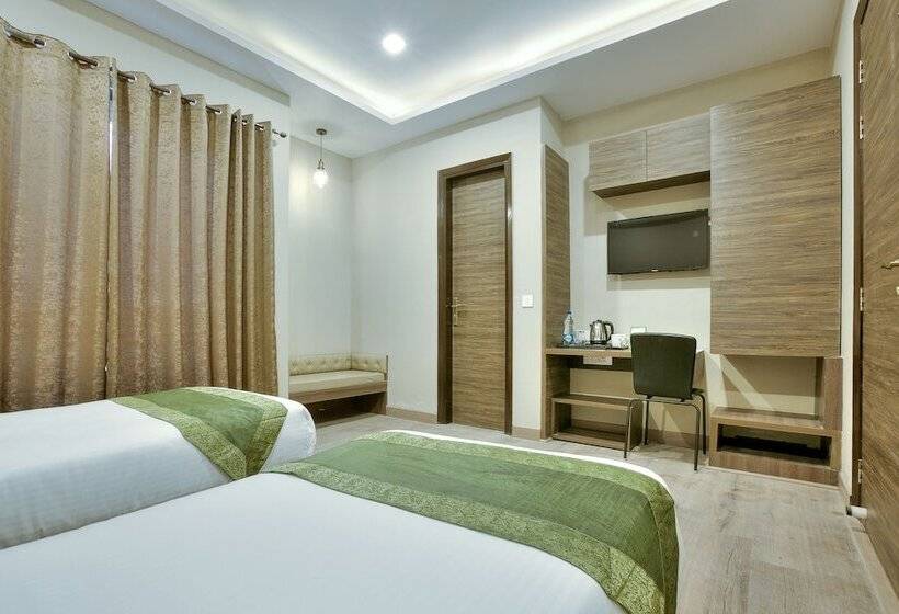 Hotel Treebo Southwest Inn, Dwarka