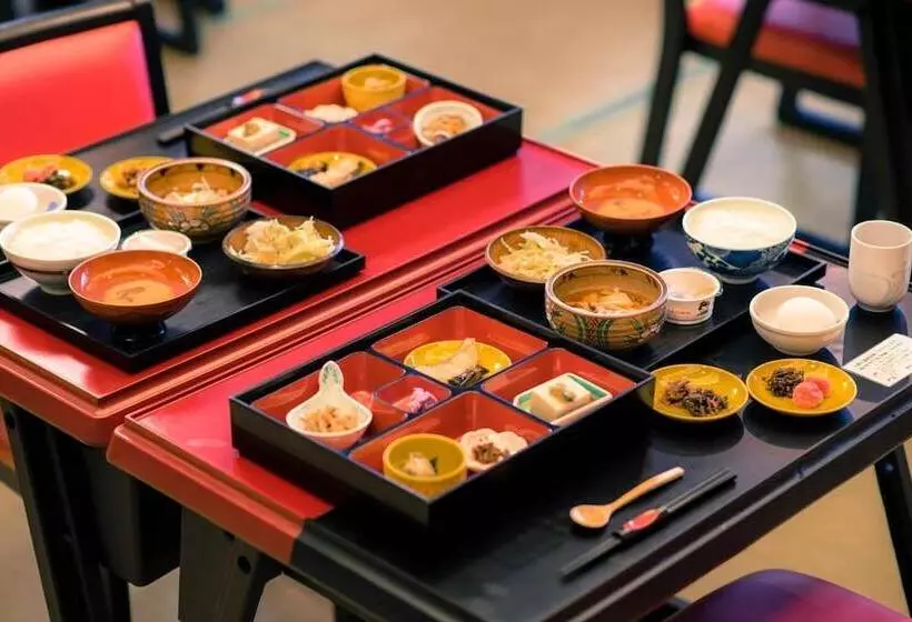 Hotelli Takamiya Ryokan Yamakawa