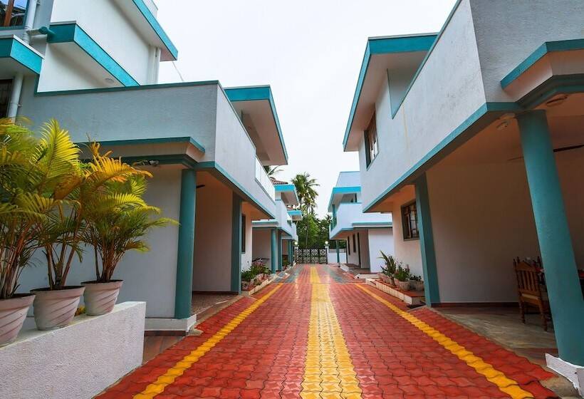 Meera Motels & Residency