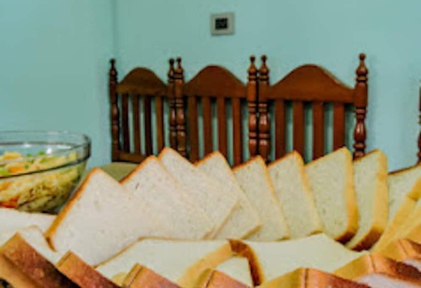 Meera Motels & Residency