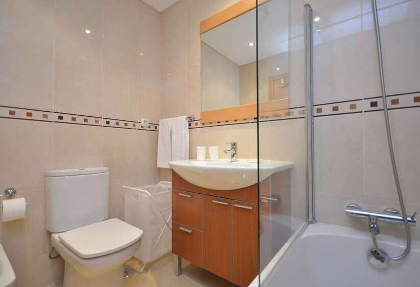 Millennium Golf Residences Al