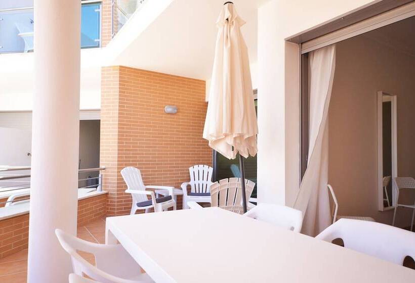 Millennium Golf Residences Al