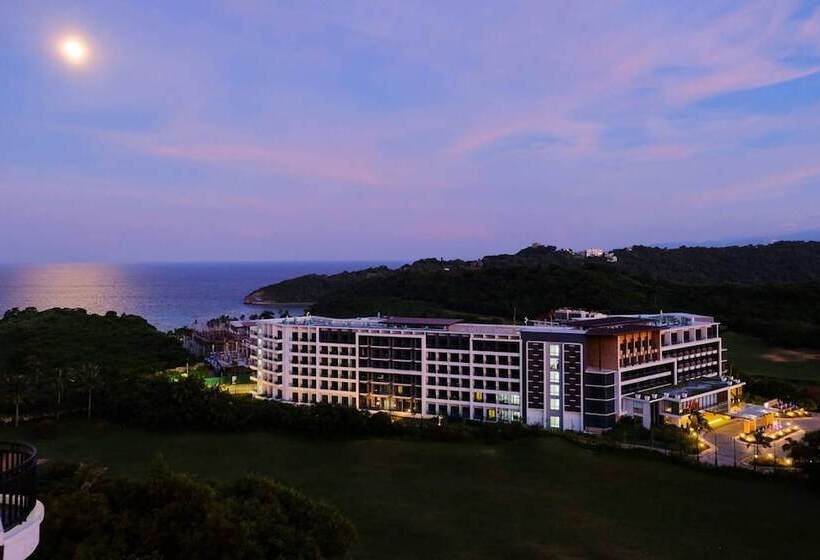 Savoy Hotel Boracay Newcoast