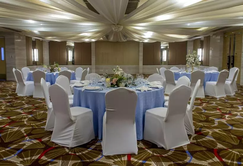 Savoy Hotel Boracay Newcoast