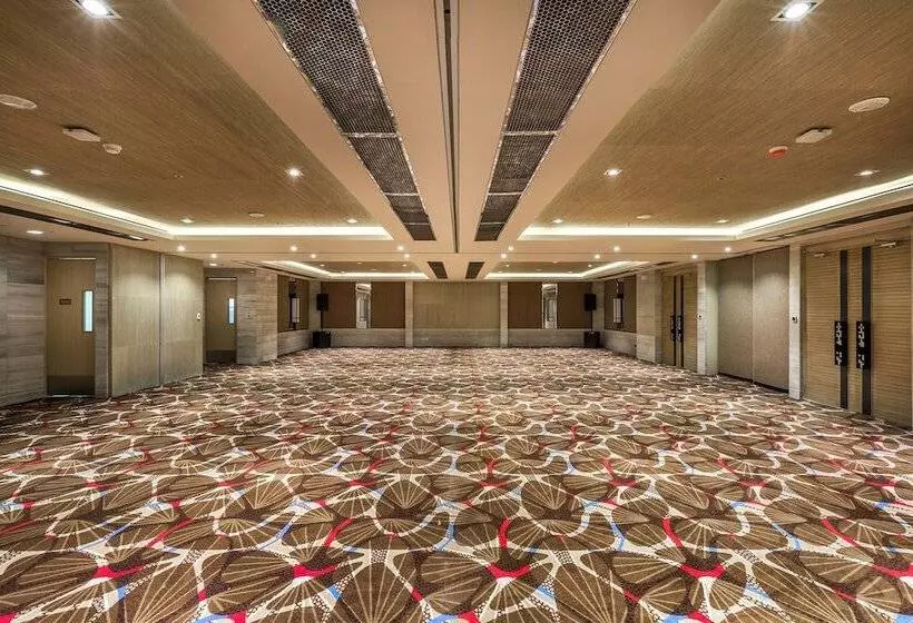 Savoy Hotel Boracay Newcoast