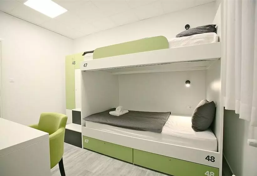 3 F Hostel
