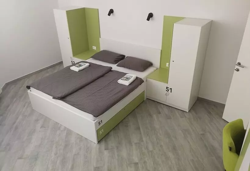 3 F Hostel